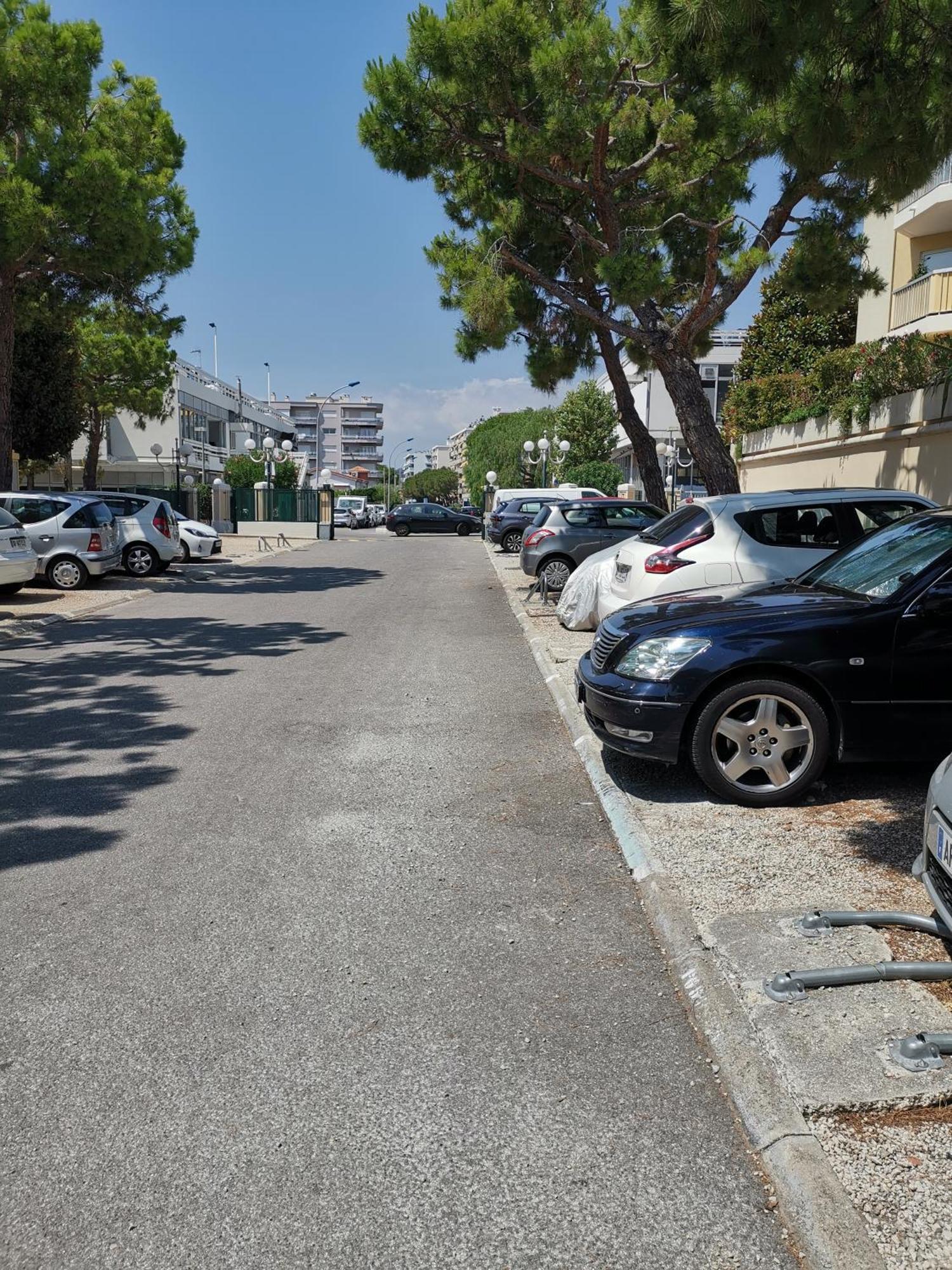 Appartement dans une résidence privée de standing au bord de mer Cagnes-sur-Mer Exterior foto